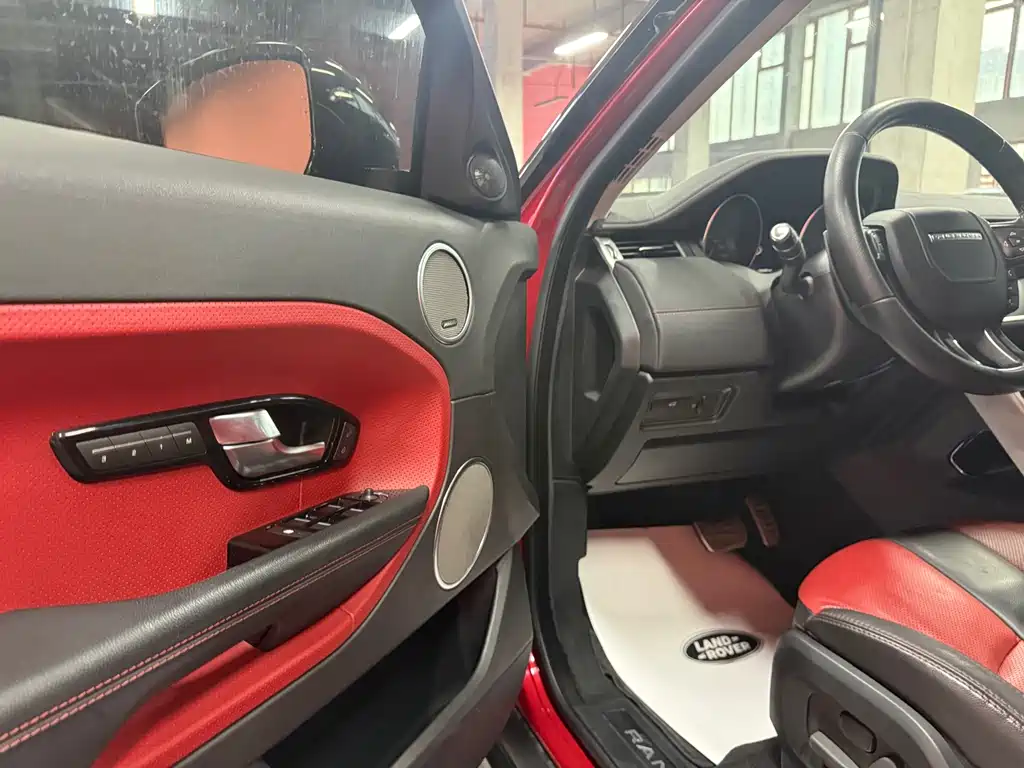 Land Rover Evoque (Import) — миниатюра 5