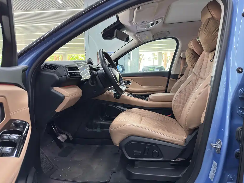 NIO ES8 — миниатюра 4