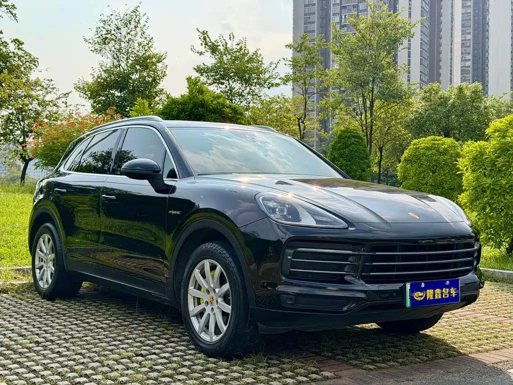 Porsche Cayenne Hybrid — миниатюра 3