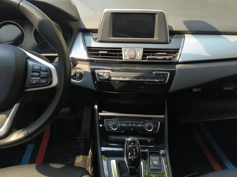 BMW 2 Series Gran Tourer — миниатюра 13