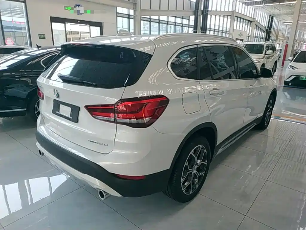BMW X1 — миниатюра 7