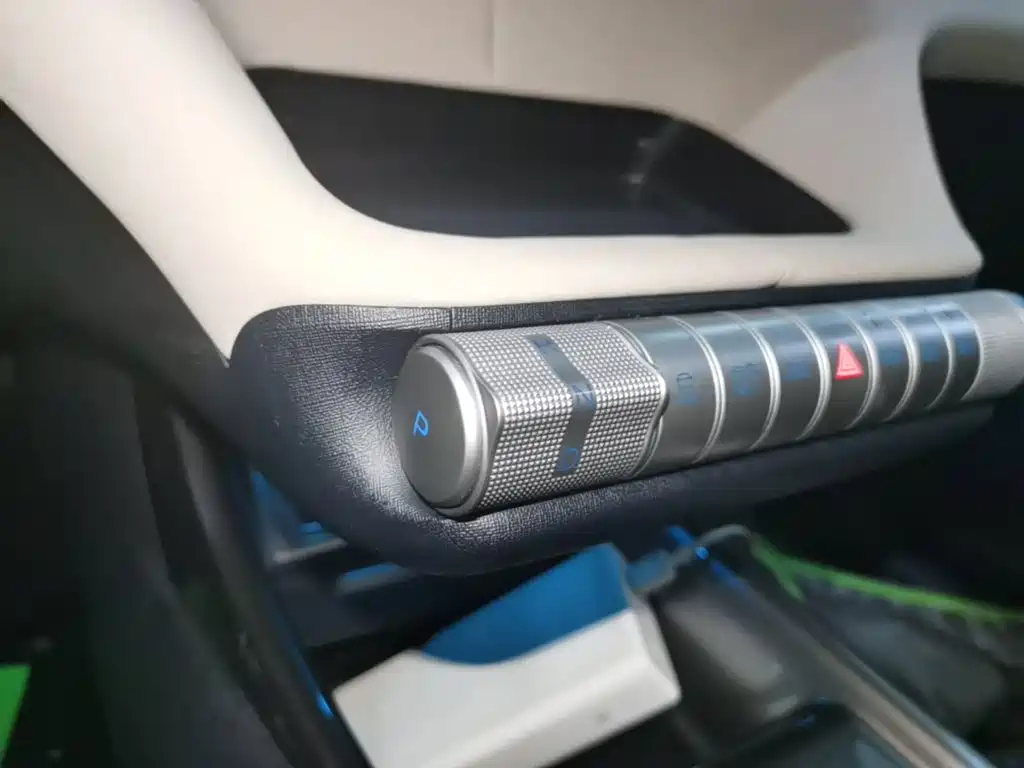BYD Dolphin — миниатюра 14