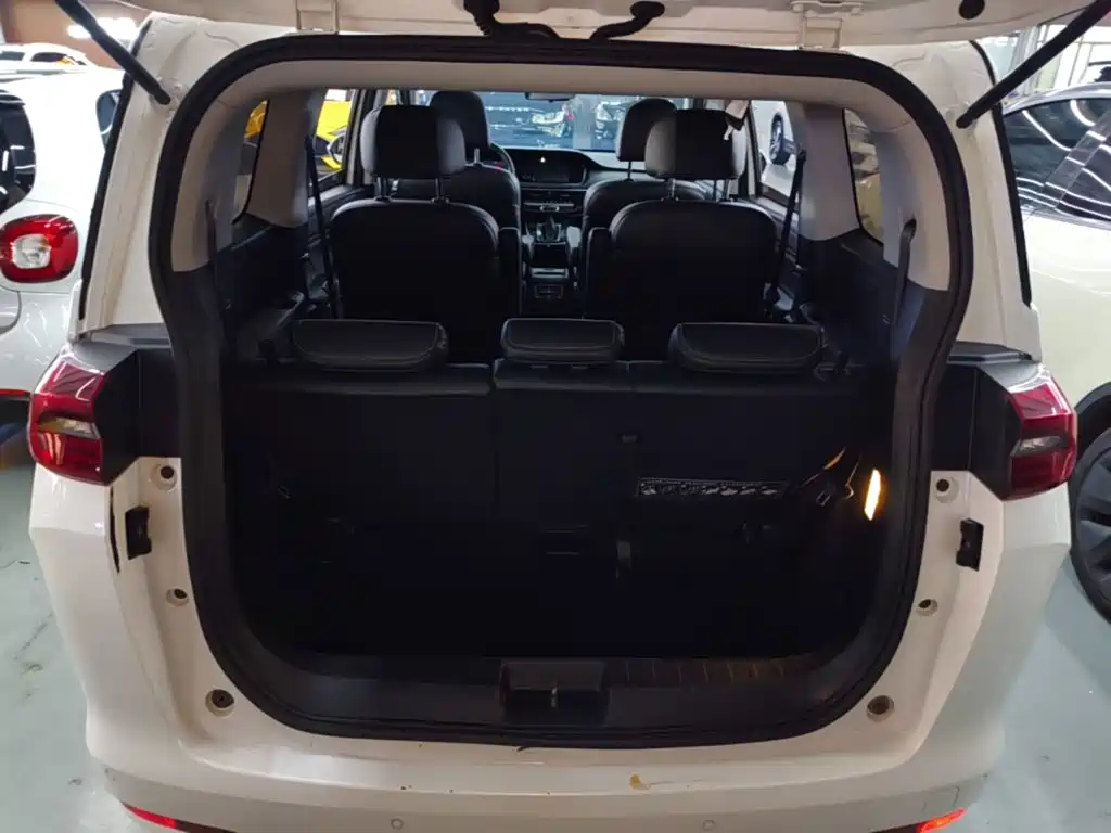 GAC Motor Trumpchi M6 — миниатюра 19