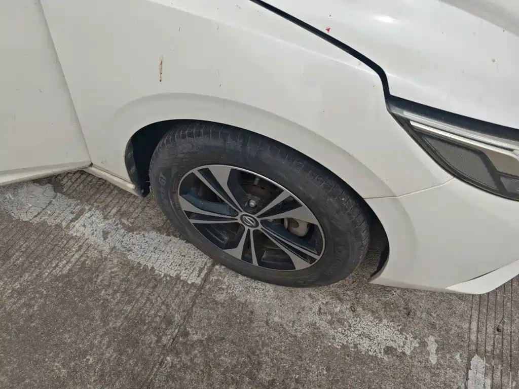 Nissan Sylphy — миниатюра 9