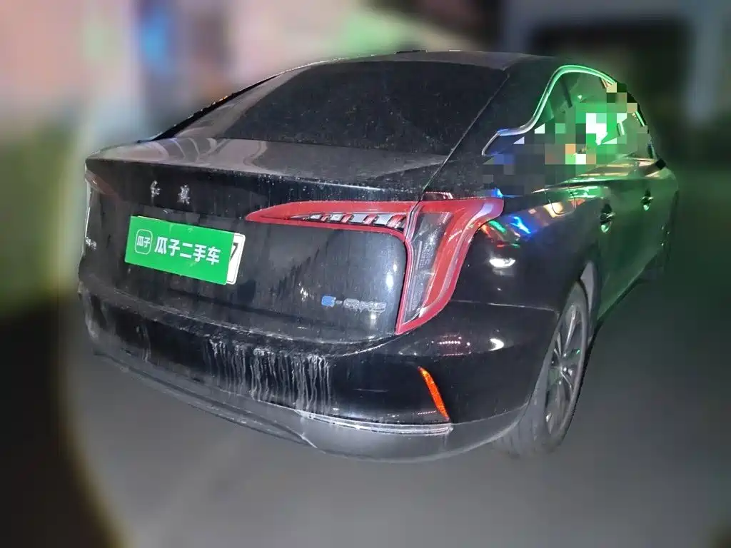 Hongqi Hongqi E-QM5 — миниатюра 6