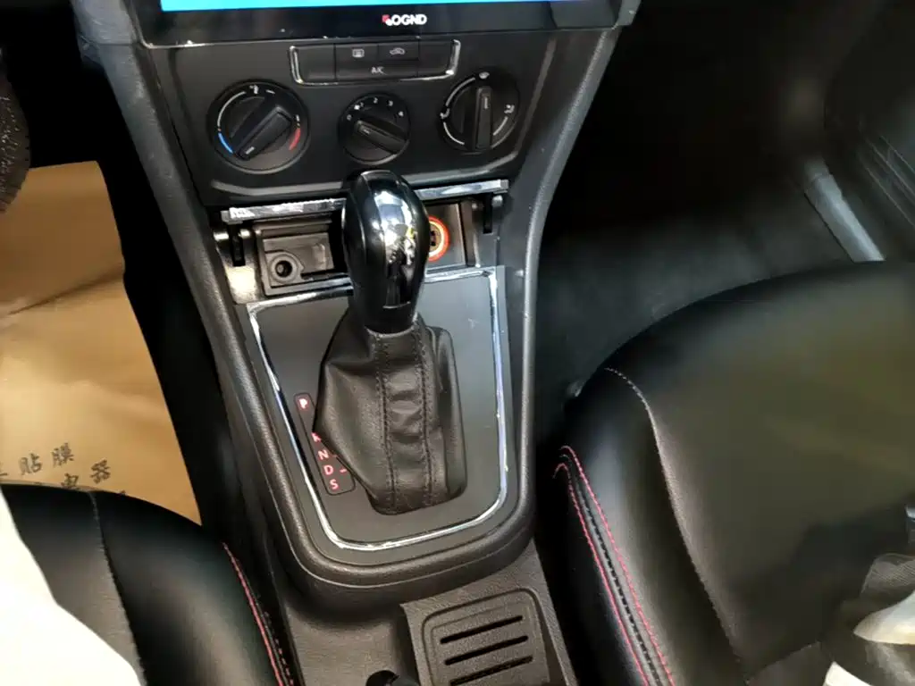 Volkswagen Bora — миниатюра 14