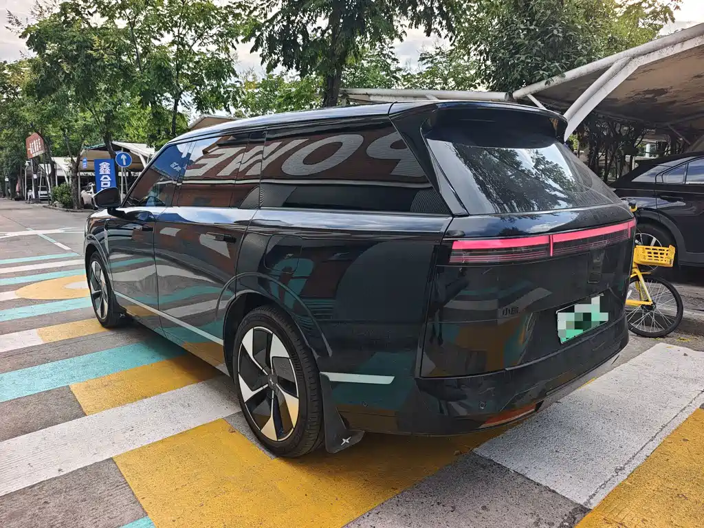 XPeng 小鹏GX — миниатюра 20