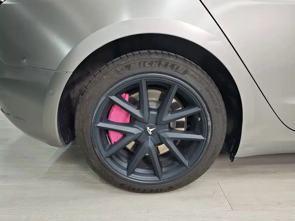Tesla Model 3 — миниатюра 58