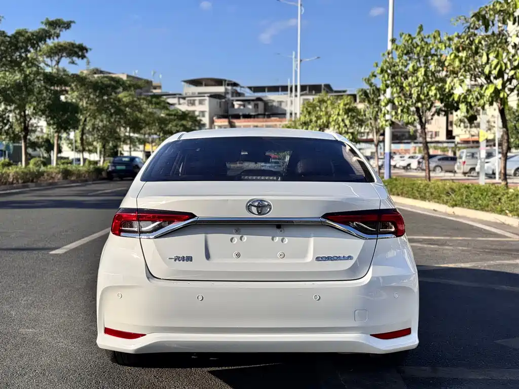 Toyota Corolla — миниатюра 15