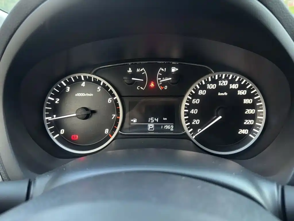 Nissan Sylphy — миниатюра 6