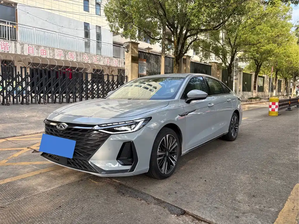 Chery Arrizo 8