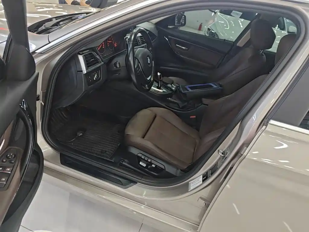 BMW 3 Series — миниатюра 15
