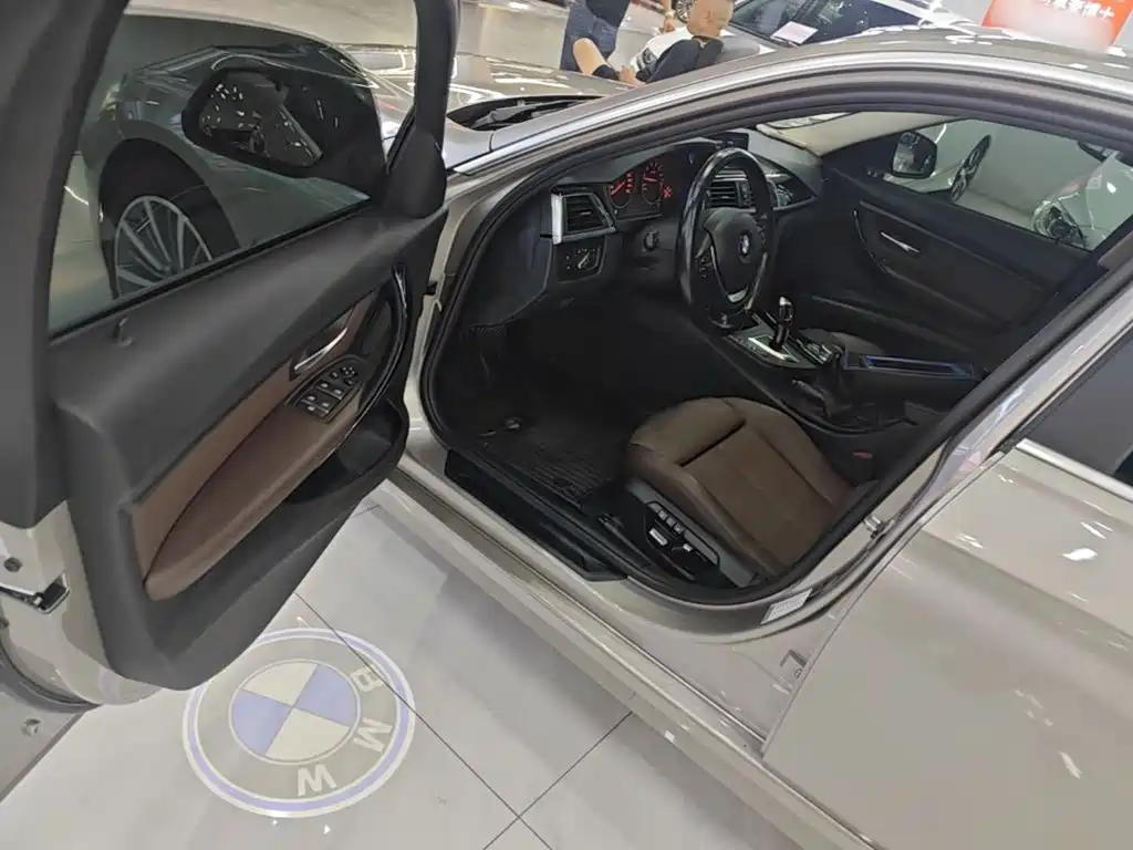 BMW 3 Series — миниатюра 16