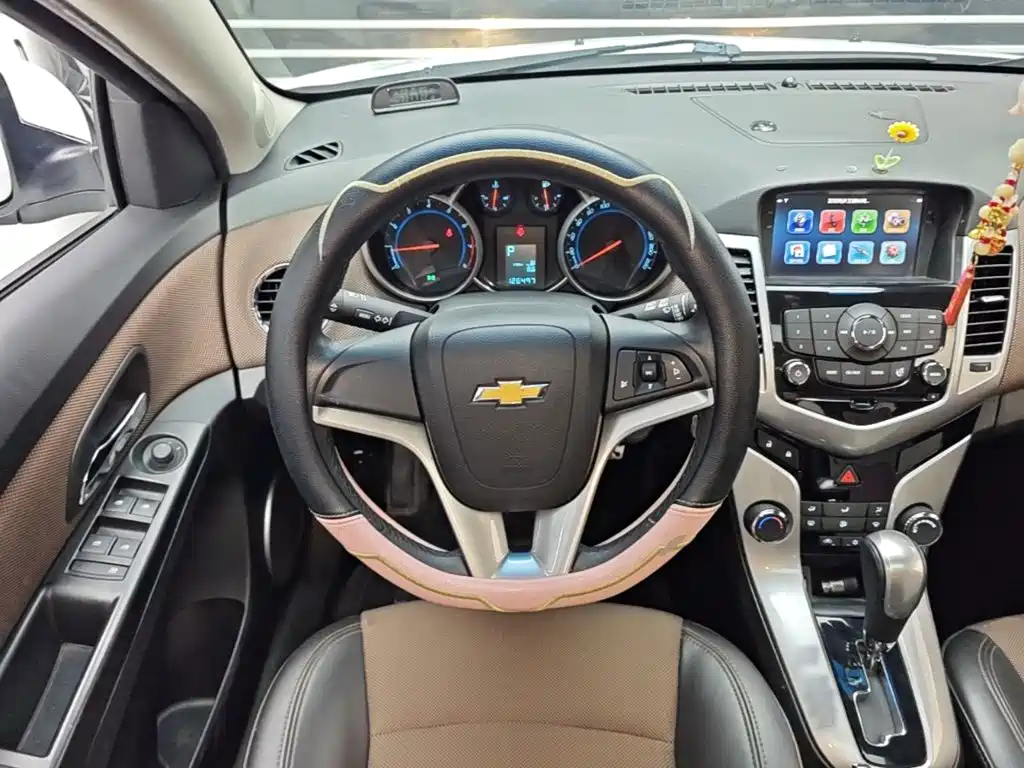 Chevrolet Cruze — миниатюра 11