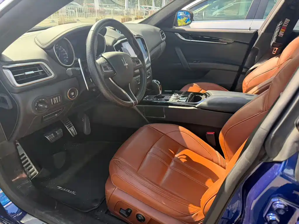 Maserati Ghibli — миниатюра 5