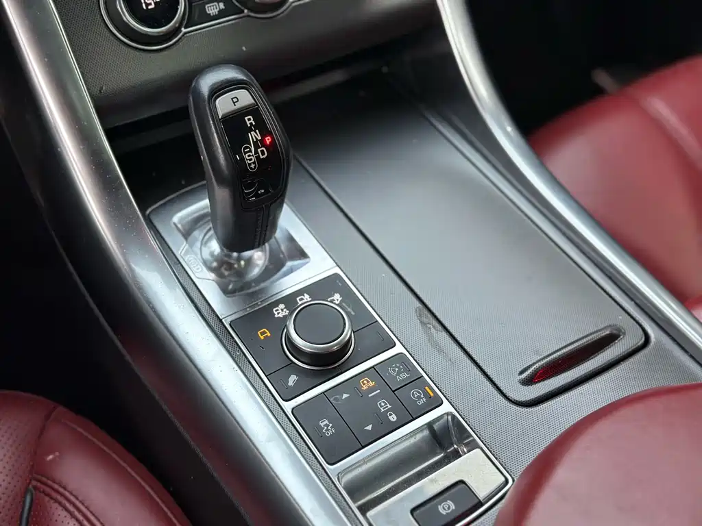 Land Rover Sport — миниатюра 10