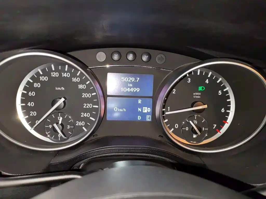 Mercedes-Benz R-Class — миниатюра 5