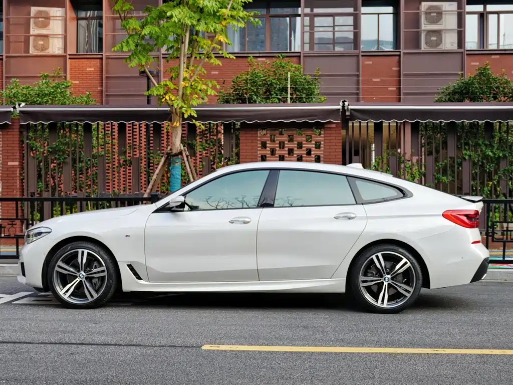 BMW 6 Series GT — миниатюра 3