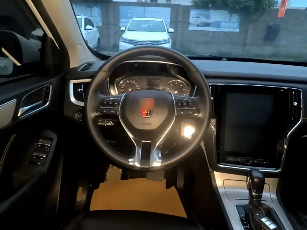 Roewe RX5 — миниатюра 11