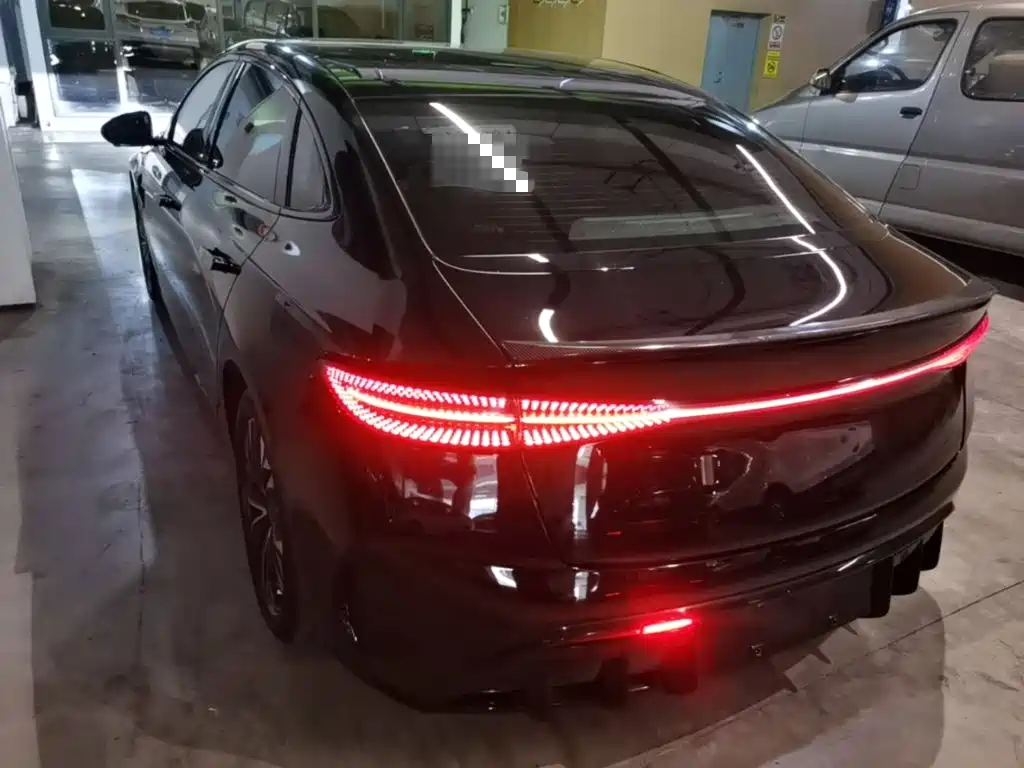 BYD Seal — миниатюра 5