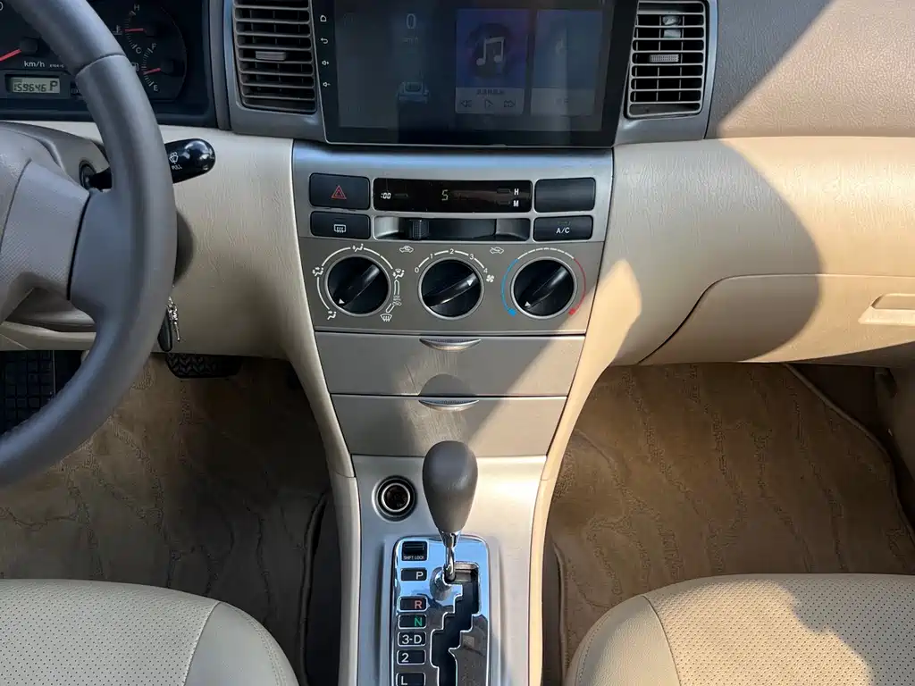 Toyota Corolla — миниатюра 11