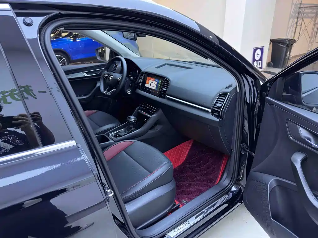 Skoda Karoq — миниатюра 11