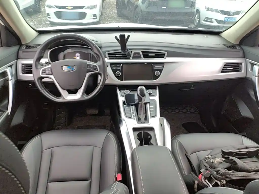 Geely Boyue — миниатюра 10