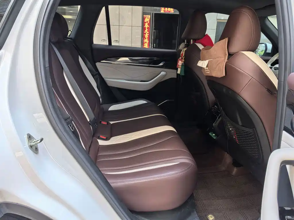 Geely Xingyue L — миниатюра 12