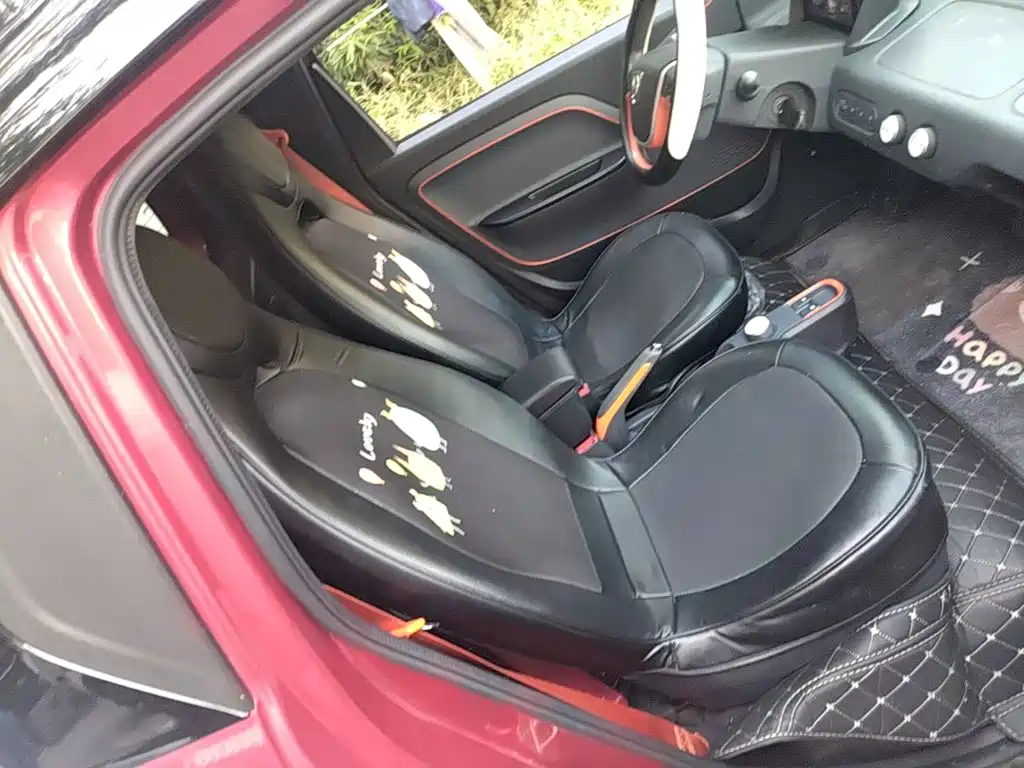 Baojun E100 — миниатюра 25
