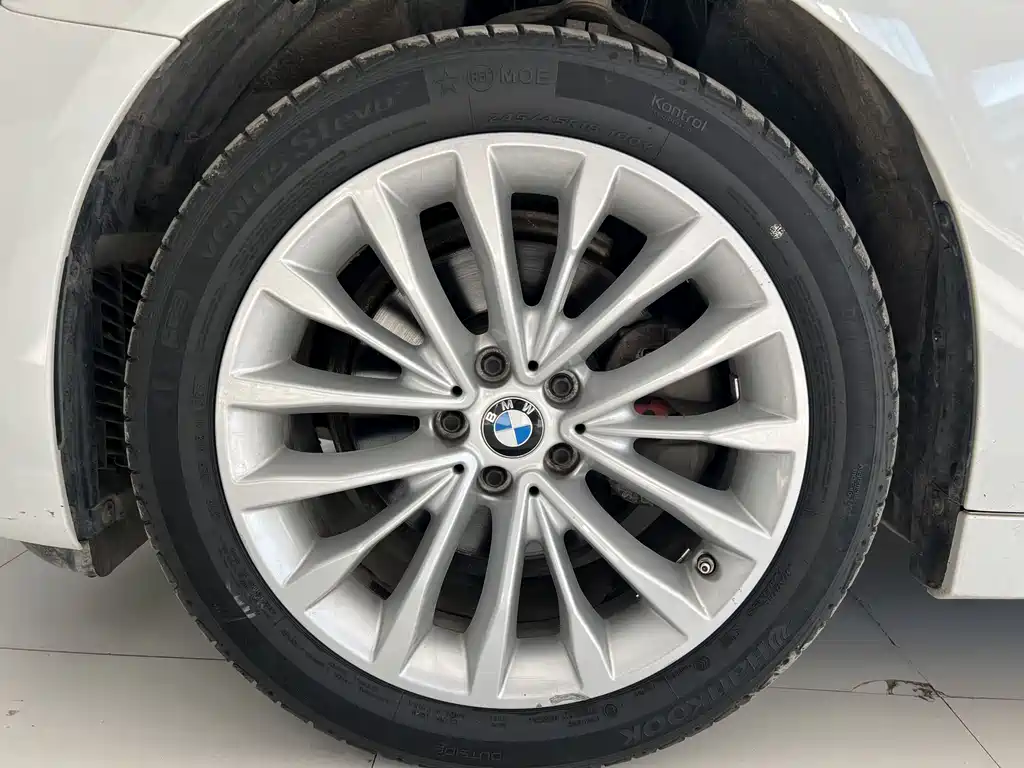 BMW 5 Series 5 2022 525Li Luxury