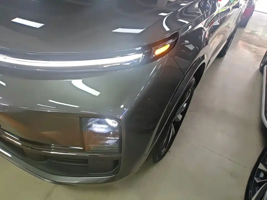 Li Auto Li L8 — миниатюра 24