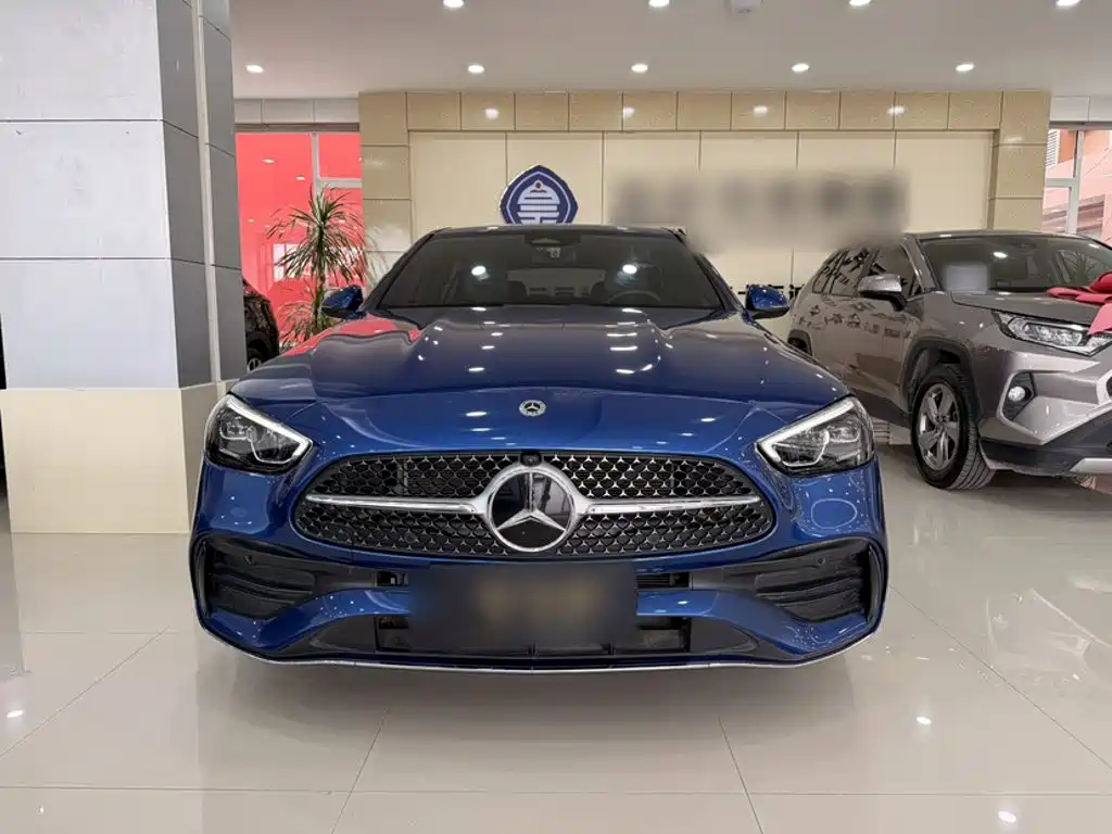 Mercedes-Benz C-Class — миниатюра 8
