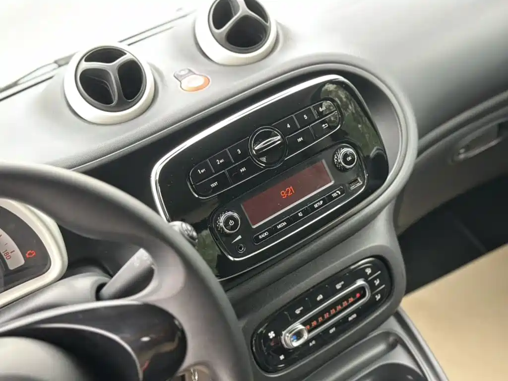 smart Smart Fortwo — миниатюра 5