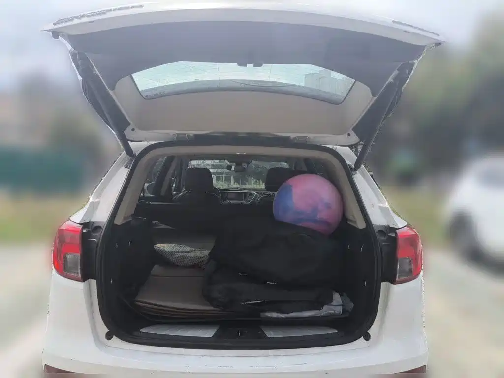 Buick Envision Plus — миниатюра 10