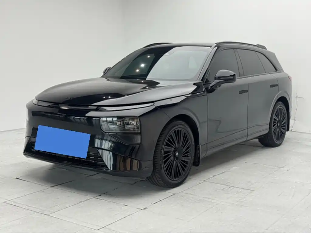 XPeng G9 — миниатюра 2