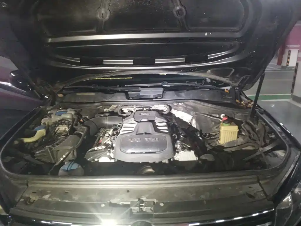 Volkswagen Touareg — миниатюра 11