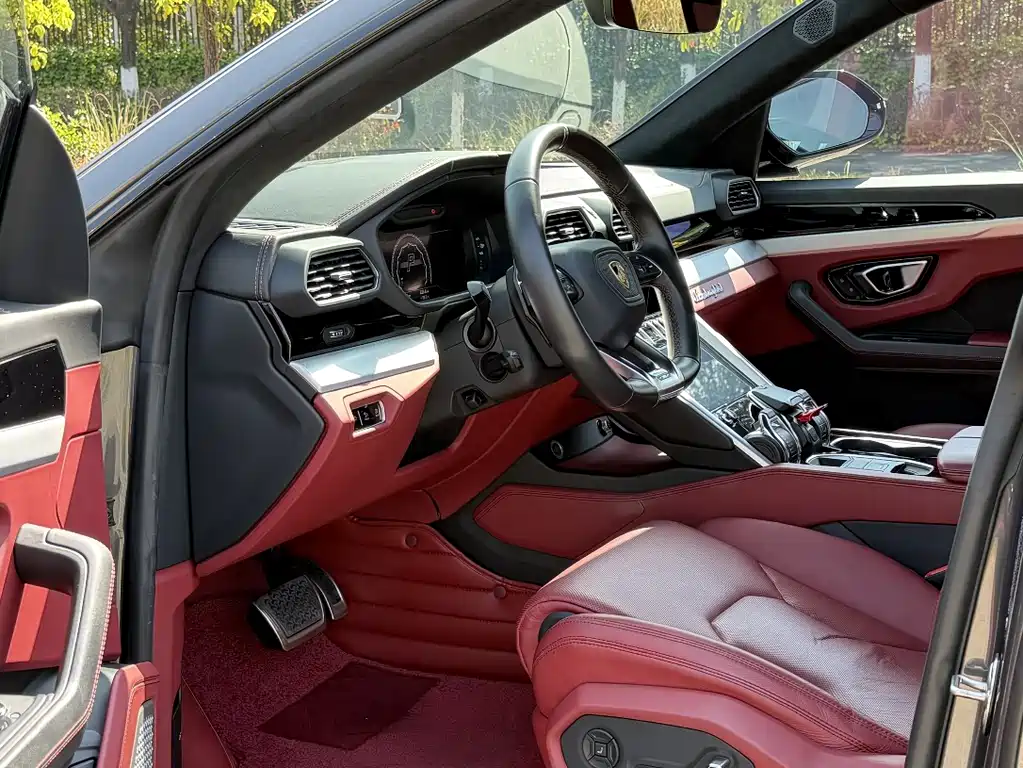 Lamborghini Urus 2018 4.0T V8
