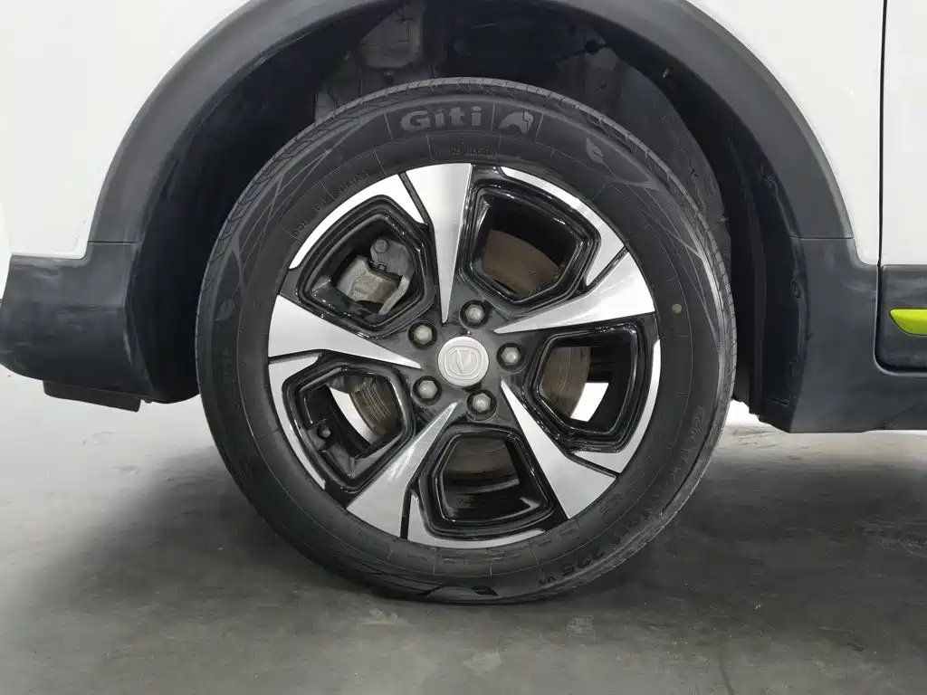 Changan New Energy E-Pro — миниатюра 17