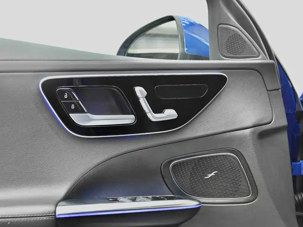 Mercedes-Benz C-Class New Energy — миниатюра 17