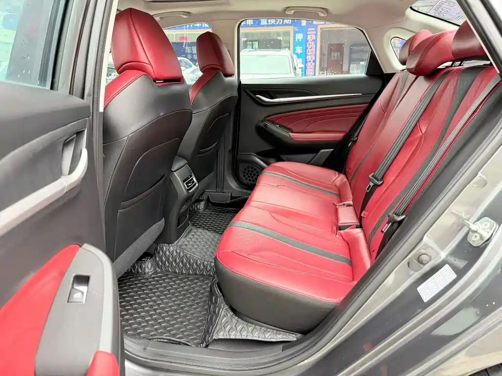 Changan Eado — миниатюра 5