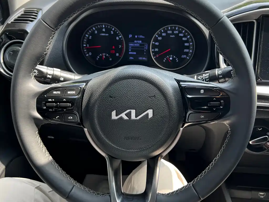 Kia KX1 — миниатюра 12