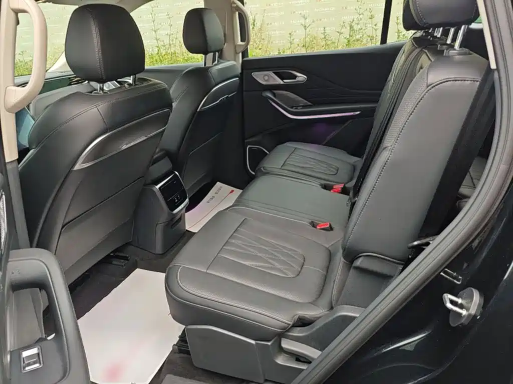 Hongqi Hongqi HS7 PHEV — миниатюра 17