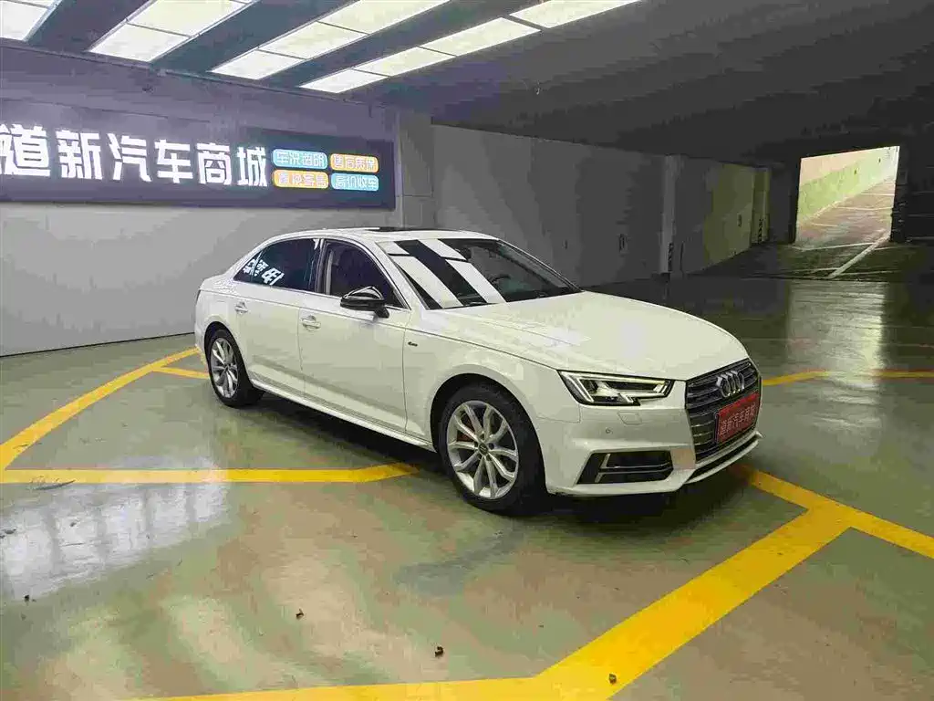 Audi A4L 2018 30 45 TFSI quattro Sport