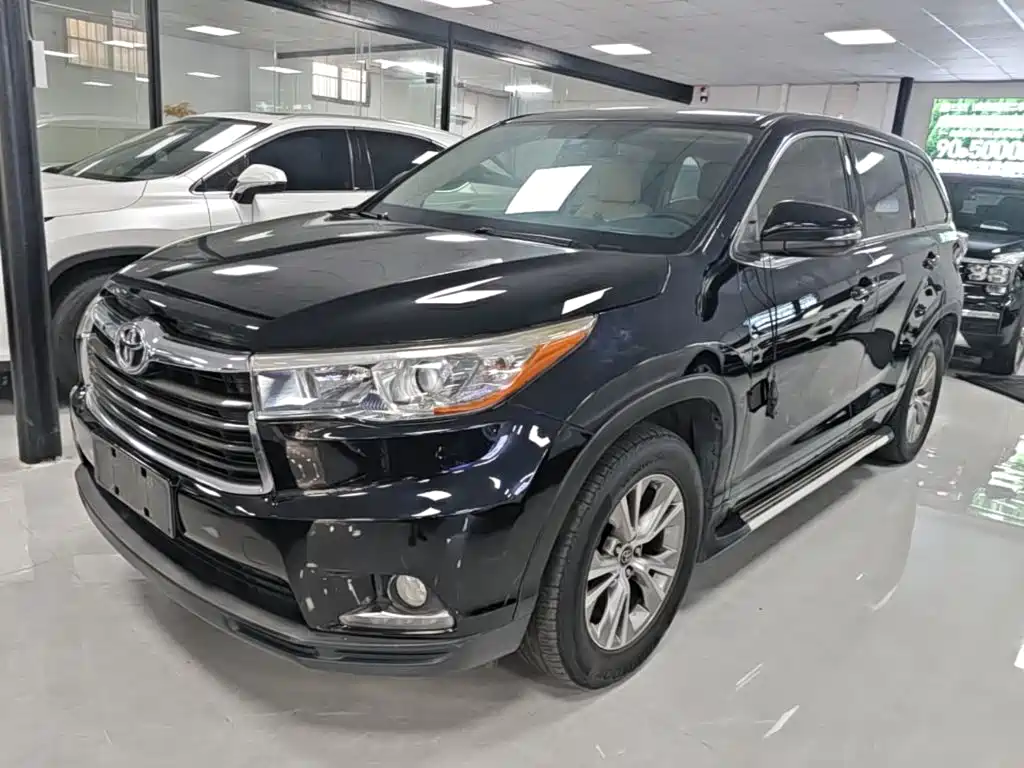 Toyota Highlander 2017 2.0T Elite 7 мест