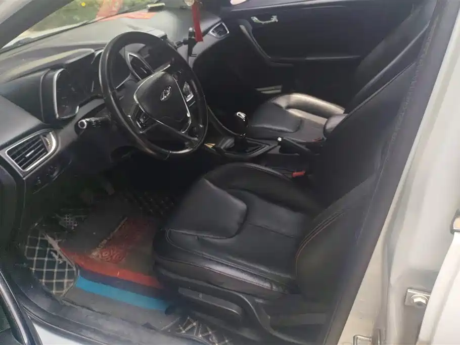 Chery Arrizo 5 5 2016 1.5L MT