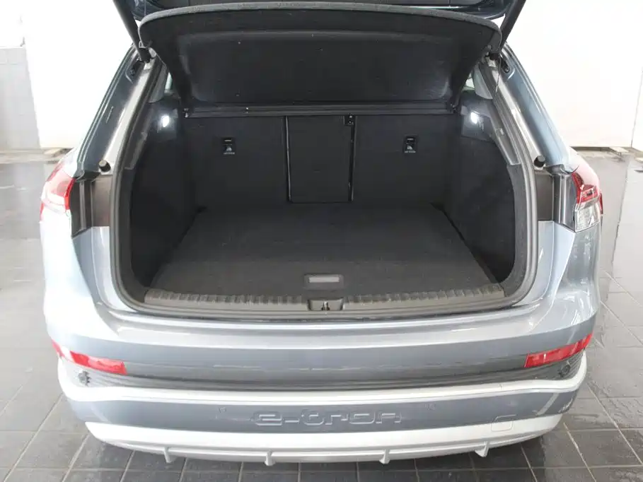 Audi Q4 e-tron — миниатюра 7