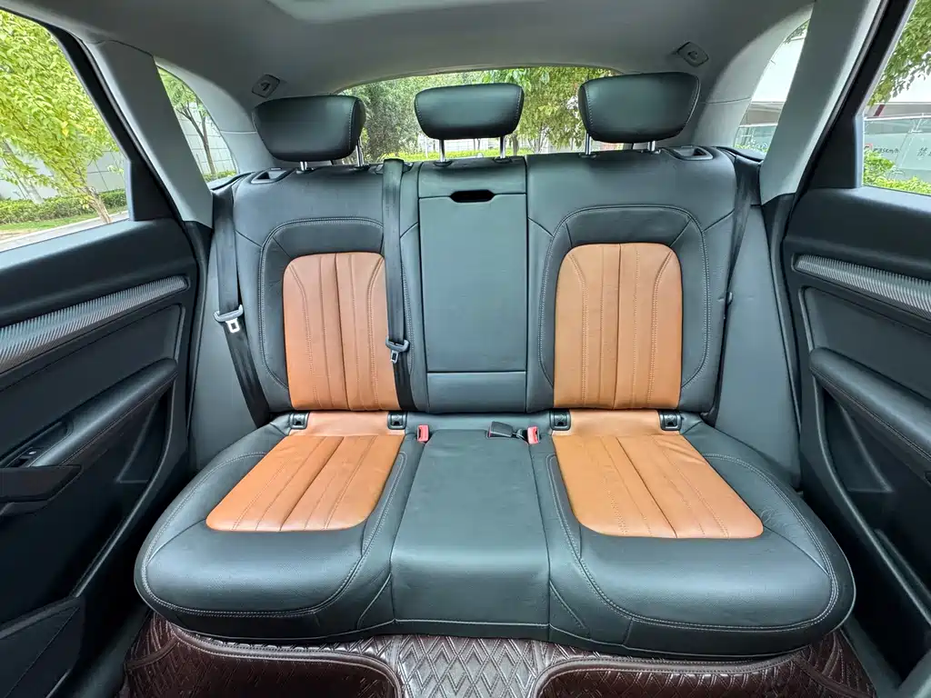 Audi Q5L — миниатюра 30