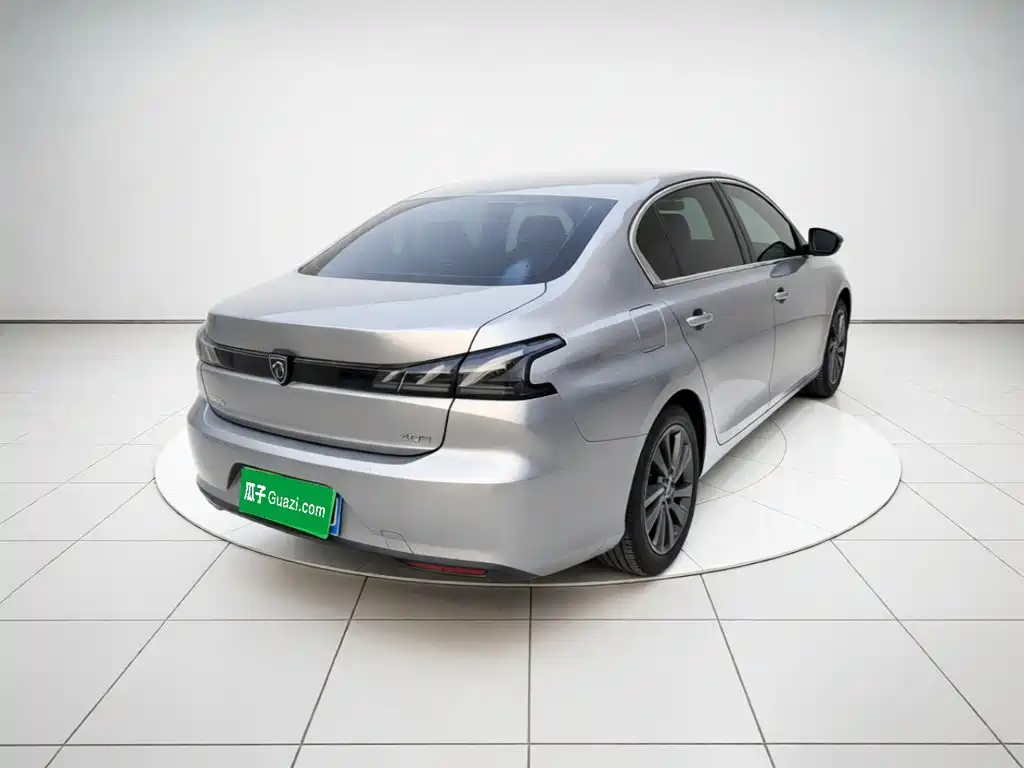 Peugeot 408 — миниатюра 6