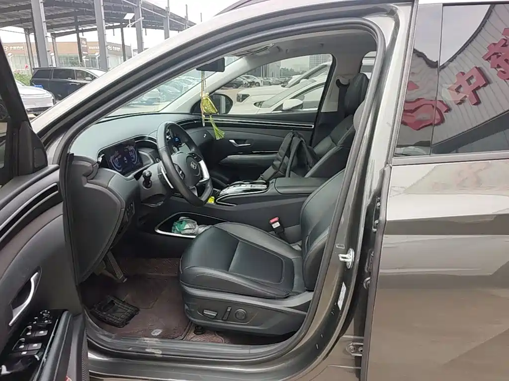 Hyundai Tucson — миниатюра 15