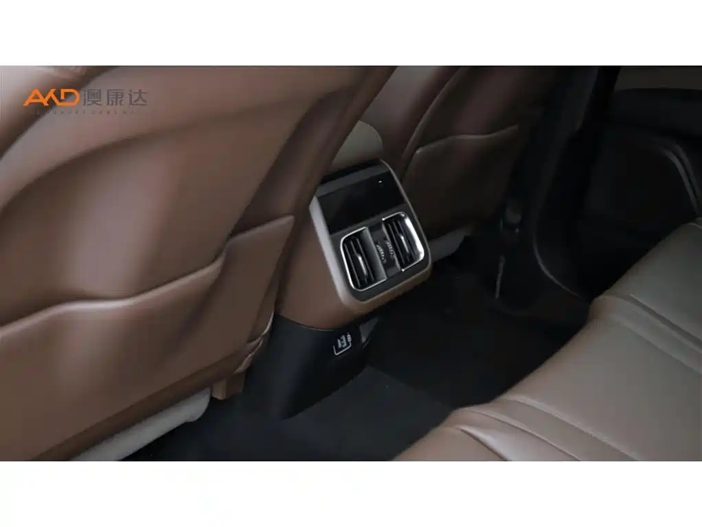 Maserati Grecale — миниатюра 9